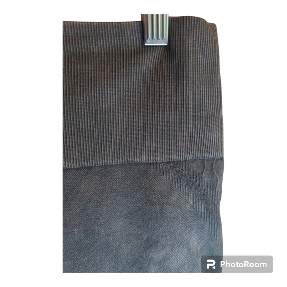 Urbanology Plus Leggings with Moto detail Xtra wide waistband - Picture 4 of 10